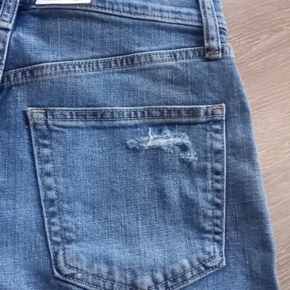 Gap Bermuda Short Hi Rise Denim Distressed Five Pocket Jean Raw Hem - Picture 7 of 9